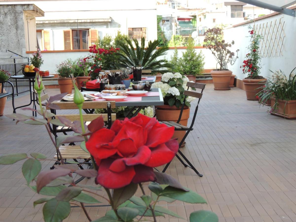 B&B Il Rosso E Il Nero Zafferana Etnea Eksteriør bilde