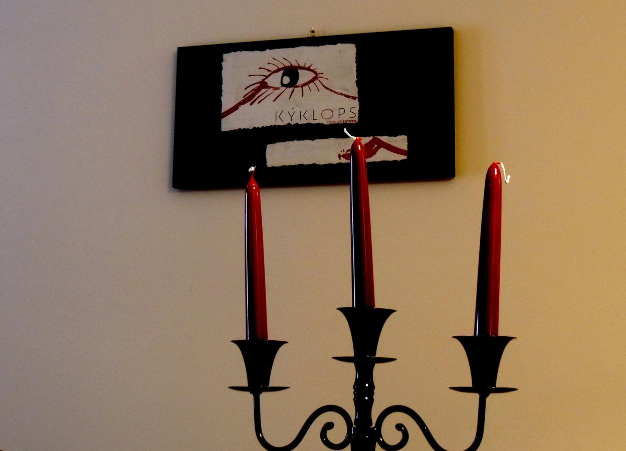 B&B Il Rosso E Il Nero Zafferana Etnea Eksteriør bilde
