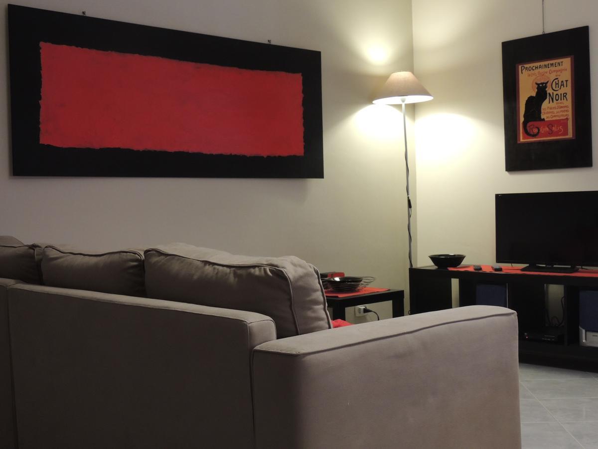B&B Il Rosso E Il Nero Zafferana Etnea Eksteriør bilde